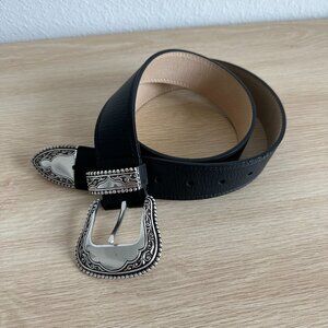NWOT - Western Black Leather and Silver Belt